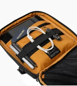 Roark Accomplice Stow Modular 4.5L Bag Black Hot