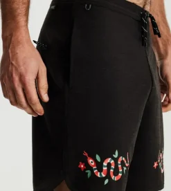 Roark Chiller Boardshorts 17" Black Online