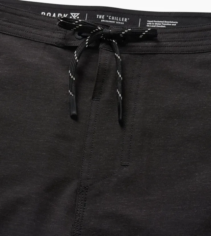 Roark Chiller Boardshorts 17" Black Online