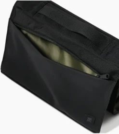 Roark Travel Roll Bag Black New